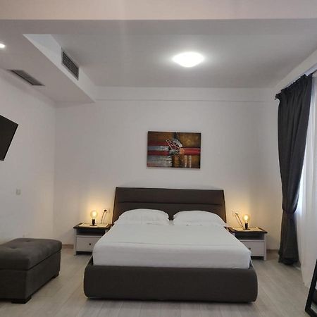 E&A Apartments Guesthouse Durres Luaran gambar